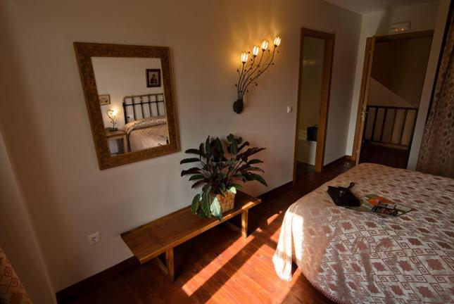 Hotel Rural La Peregrina Carucedo Esterno foto